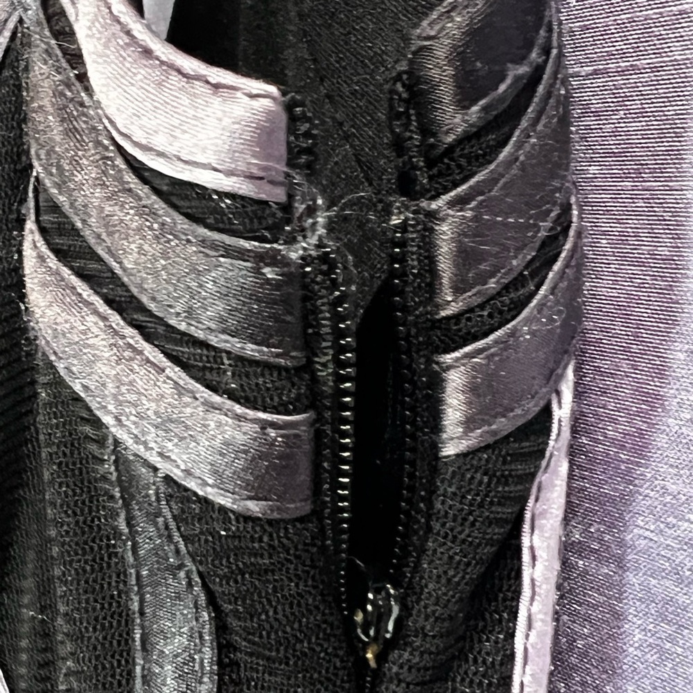 JS Collections Black Silver Lavender Wide Strap Cocktail Mini Dress Size 2 - Picture 7 of 10